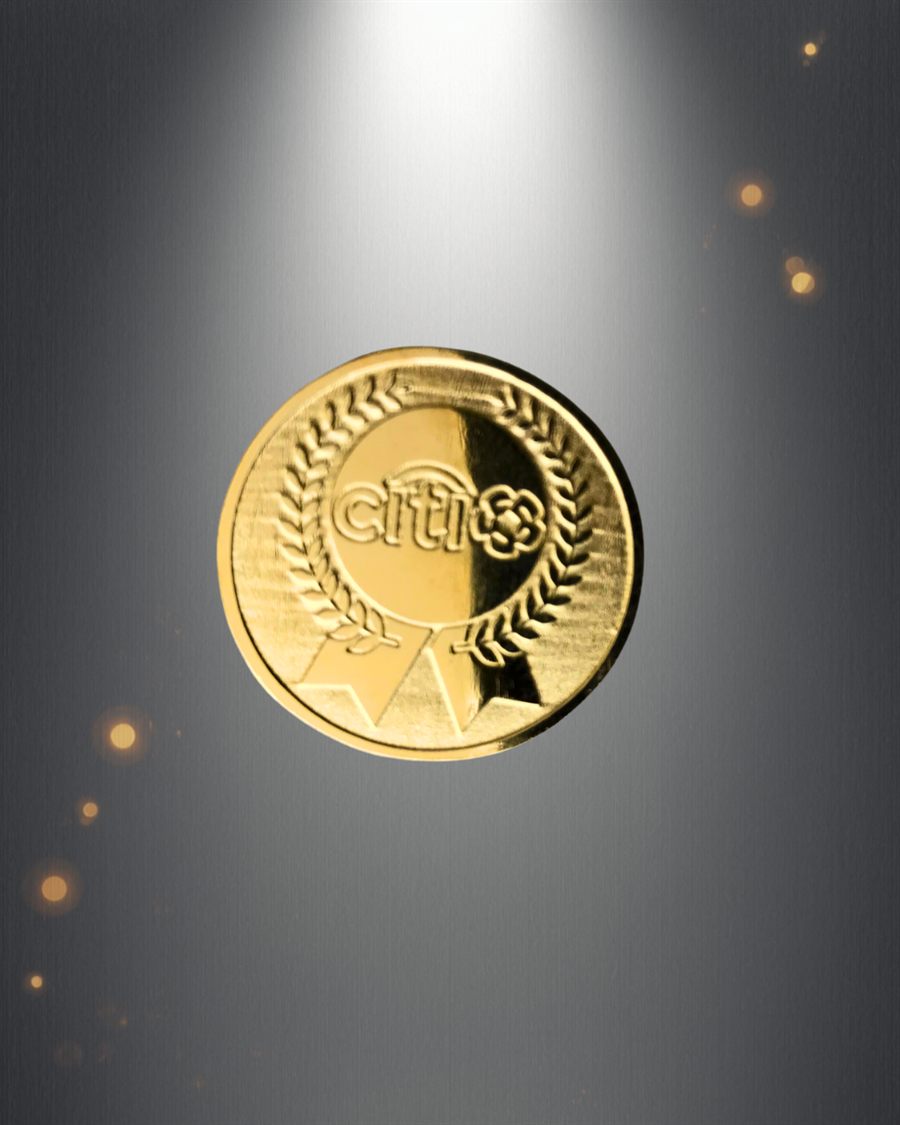 Photo-etched gold commemorative coin made by Alpuerta