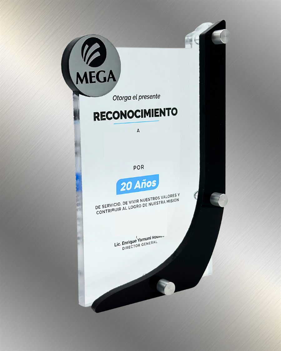 Acrylic 20 years of service award made by Alpuerta